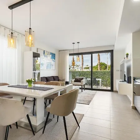 Cb Living - 3 Bedroom In Punta Prima