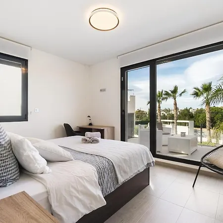 Cb Living - 3 Bedroom In Punta Prima