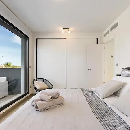 Cb Living - 3 Bedroom In Punta Prima Feriehus