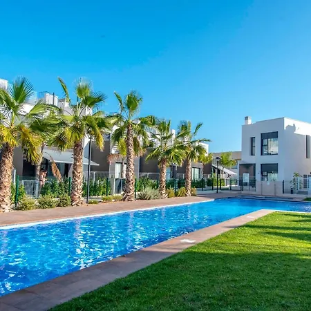 Feriehus Cb Living - 3 Bedroom In Punta Prima *