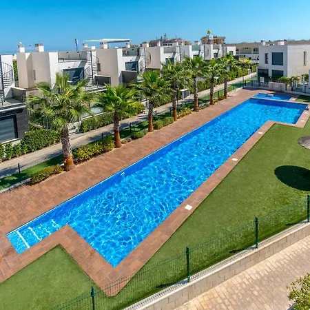 Cb Living - 3 Bedroom In Punta Prima Feriehus