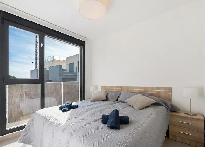 Cb Living - 3 Bedroom In Punta Prima