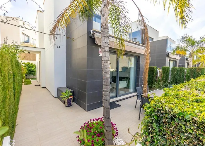 Nyaraló Cb Living - 3 Bedroom In Punta Prima *